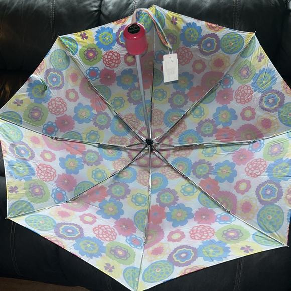 Flowers Cynthia Raleigh fold up umbrella - Picture 9 of 9